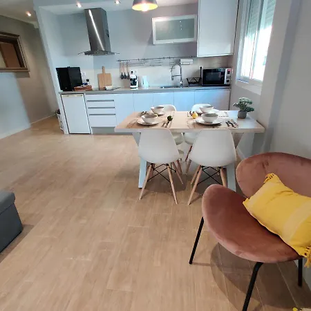 Apartment !sonrie, Estas En Gandia ! A Solo 100m De La Playa 6 Personas! Playa de Gandia